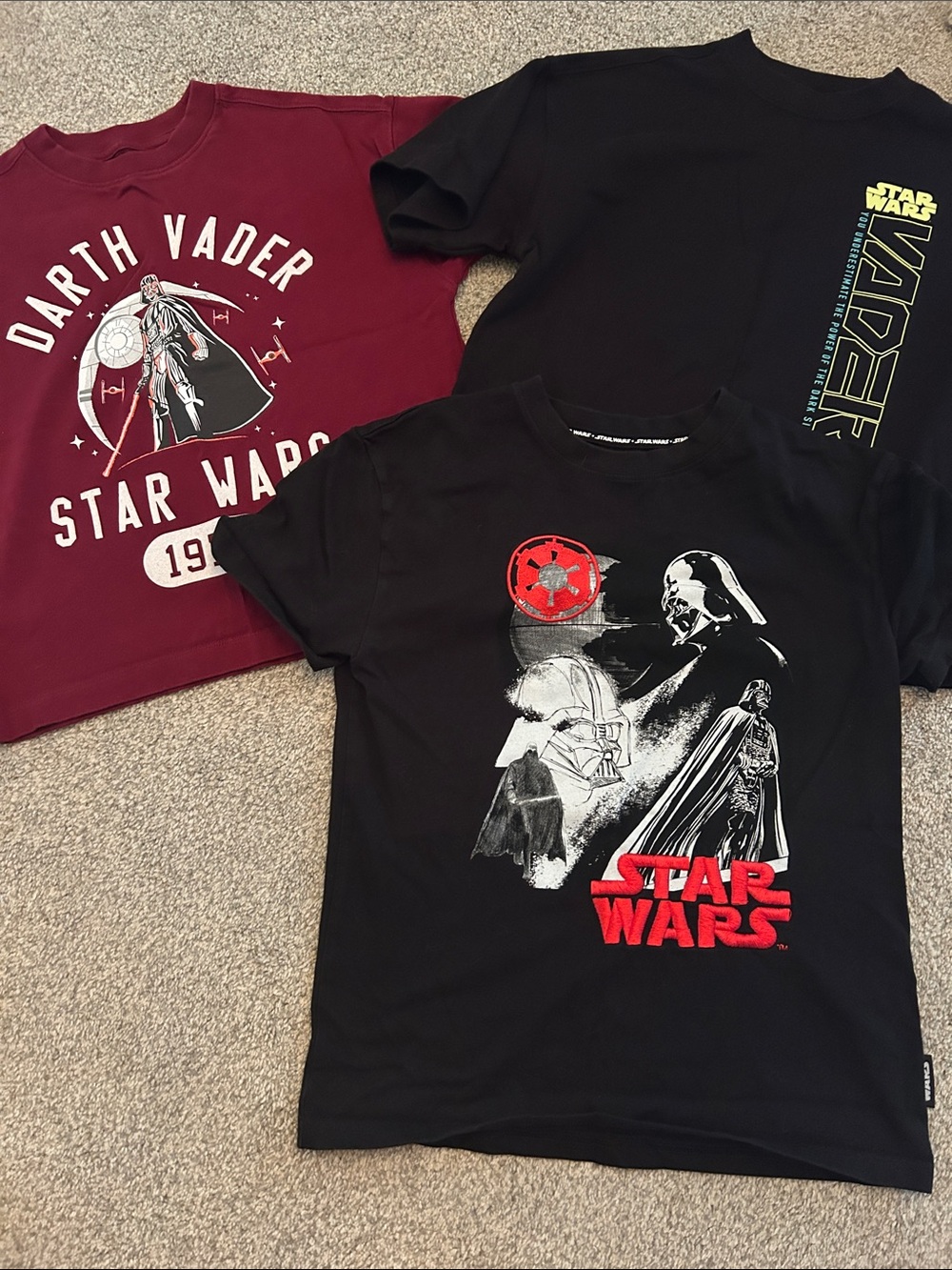 New STAR WARS Darth Vader tee’s from Disney and Gap sz M 11/12